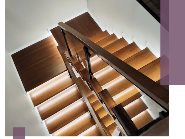 Изготовление П-образных лестниц под ключ в Томске