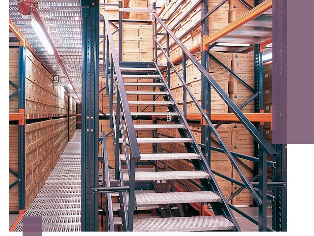 Лестницы складские прочные и безопасные под ключ в Томске