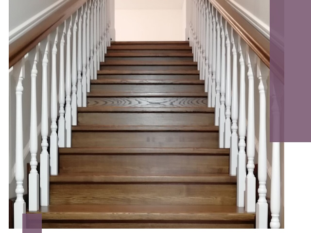 Лестницы из ясеня на заказ в Томске — изготовление и монтаж