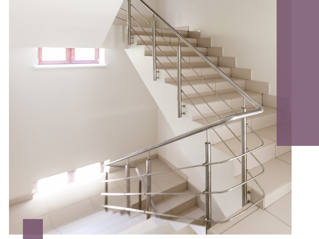 Установка и замена перил в подъезде в Томске