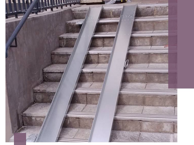 Демонтаж откидных пандусов профессионально в Томске