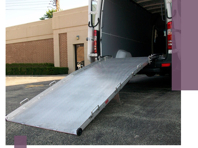 Мобильные пандусы в Томске — производство, монтаж и аренда