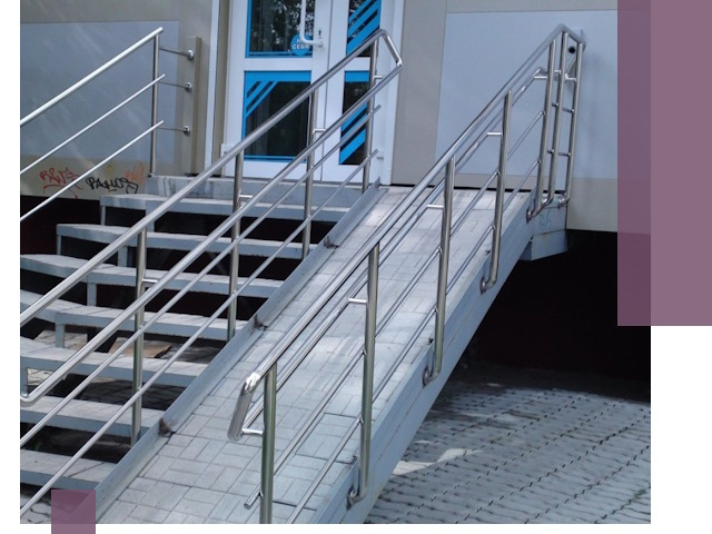 Пандус на крыльцо под ключ в Томске: монтаж и изготовление